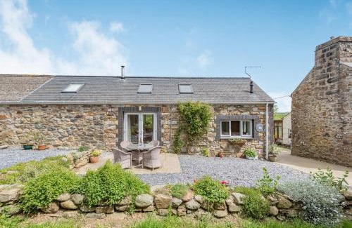 Garn Fadryn Casa | Trefaes Newydd