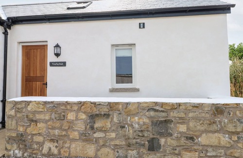Monknash Cabaña | TREFECHAN - 4 PLOUGH & HARROW, pet friendly in Llantwit Major