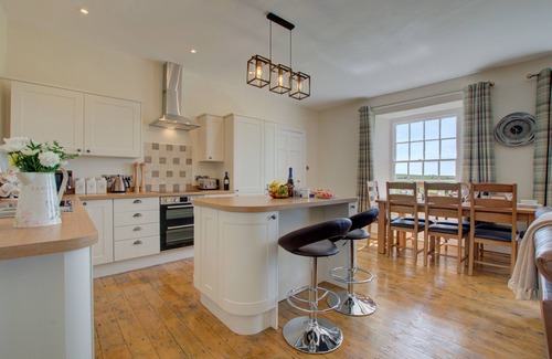 Kingswood Casa | Trefnant Hall - Tres Habitaciones Casa, Capacidad 6