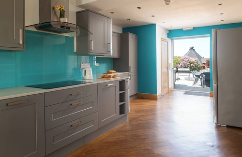 Holyhead Casa | Trefonen House, Reduced occupancy offer