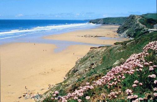 Newquay Villa | Tregurrian Villas