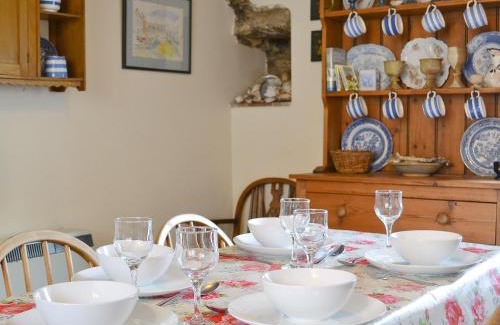 Trefin Casa | Trem-Y-Don Cottage