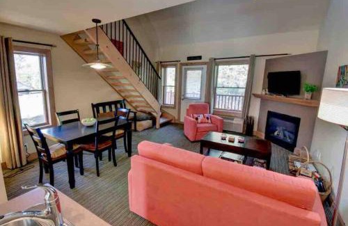 Mont-Tremblant Chalet De Esquí | Tremblant Chalet Walking Distance from Activities