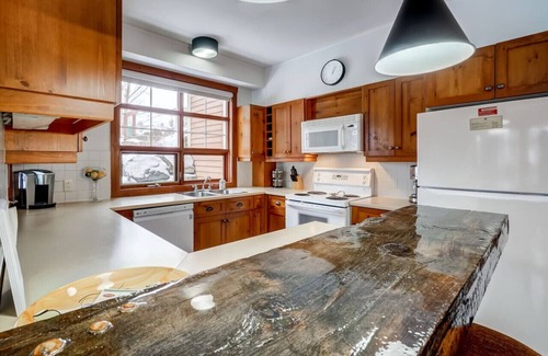 Mont-Tremblant Apartamento | Tremblant-Les-Eaux 233-1 - Tremblant a Louer