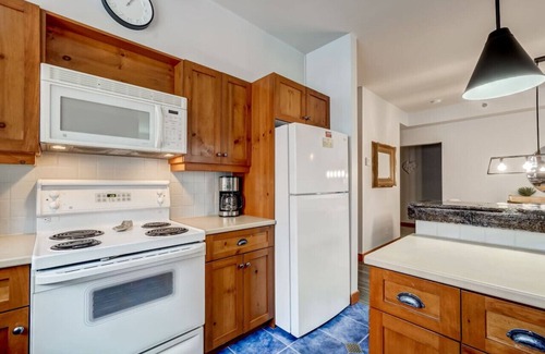 Mont-Tremblant Apartamento | Tremblant-Les-Eaux 233-1 - Tremblant a Louer