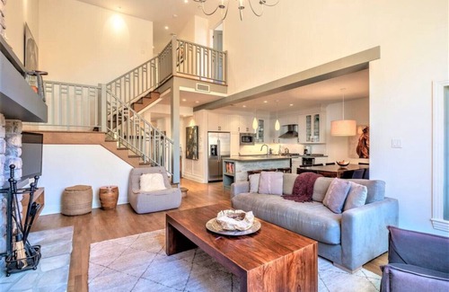 Mont-Tremblant Chalet De Esquí | PANACHE 506 / chalet de ESQUÍ con jacuzzi PRIVADO, PANACHE 506 / Summer Home with private hot tub
