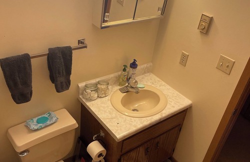 State College Casa | Tremendous townhome in State College