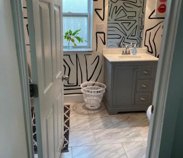 Tremont Casa | Tremont! 7 min to downtown Cleveland