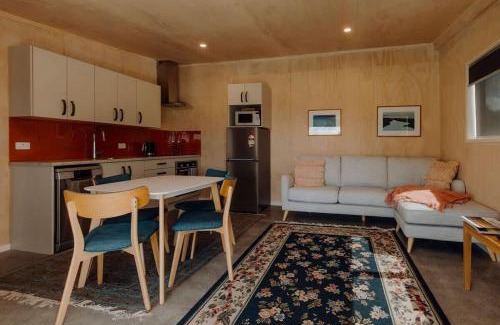 Rewa Casa | Tremorne Stay - the ultimate cosy couple cottage