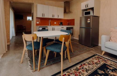 Rewa Casa | Tremorne Stay - the ultimate cosy couple cottage