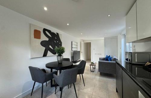 London Borough of Croydon Apartamento | Trendy 2BR 2BA Flat in Crystal Palace