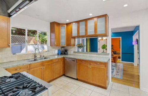 Beachwood Canyon Casa | Trendy 3bd 3bth Hollywoodland Hideaway