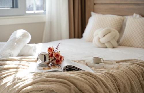 Petersham North Casa | Trendy 4BR Petersham Stay Steps from Top Cafés