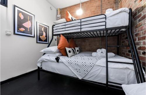 Victoria Apartamento | Trendy, Arty, 3BR in Heart of Hipster Hackney!