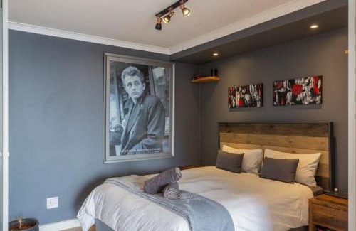 Observatory Apartamento | Trendy Bachelor Pad Free Parking Rooftop Pool