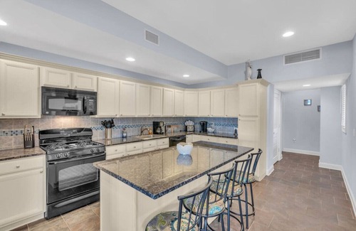 Seaside Heights Casa | Trendy fun 6 BR 4 bath Home w/huge game room! 100 steps to Beach. 5000 sq feet