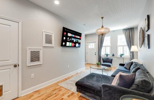 Fairmount Apartamento | Trendy Fairmount Gem-5 star Location, Roof Deck, PARKING, GR8 for FAMILIES