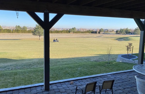 Stratford Casa | Trendy Hideaway on the Golf Course at Moses Pointe