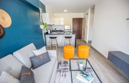 Centro Financiero de San Isidro Apartamento | Trendy Host Black - San Isidro