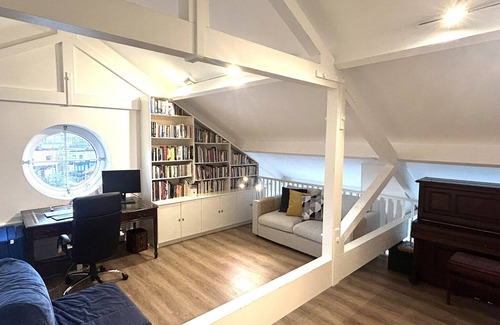 Shacklewell Apartamento | Moderno loft en Hackney con estacionamiento, 130 metros cuadrados, 3 habitaciones, 7 huéspedes, Wi-Fi