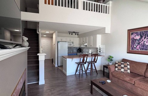 Quail Ridge Apartamento | Trendy Loft Near Airport - 317