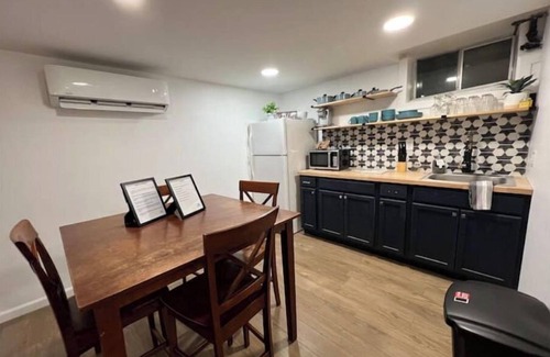Puyallup Apartamento | 🌟 Trendy & Private Basement Studio 🌟