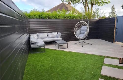 Chatham Casa | Trendy Studio With A Private Garden