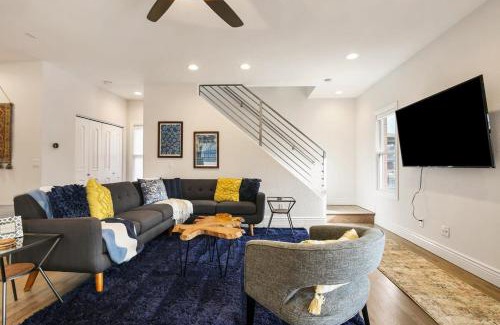 Highland Casa | Trendy Upscale Highlands Home 4 bedrooms Sleeps 10