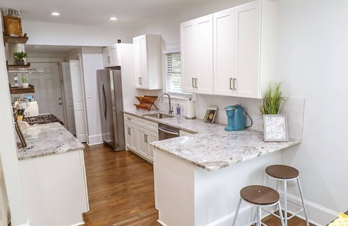 West End Casa | Trendy West End Retreat