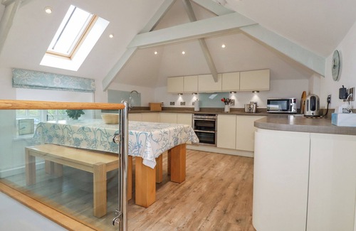 Trebarwith Cabaña | TRERUBIES, pet friendly, character holiday cottage in Delabole