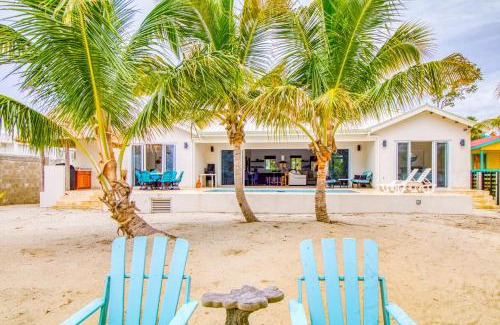Placencia Casa | Tres Palmas Beach House