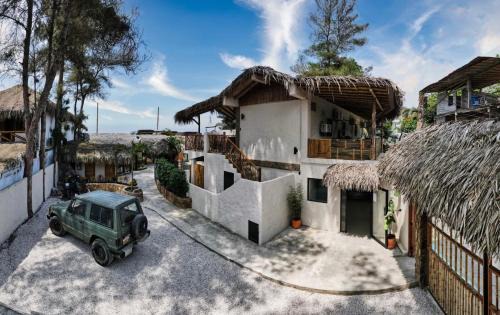 Montañita Casa | Tres Palmas
