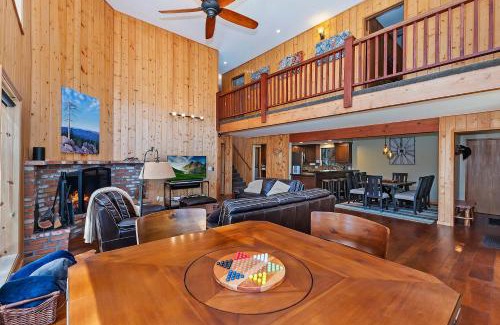 Green Valley Lake Casa | Tres Patos - Lakefront Stay for 8