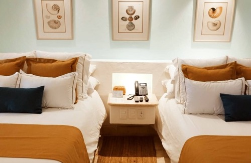 Barra Vieja Hotel | Tres Vidas Acapulco Suites
