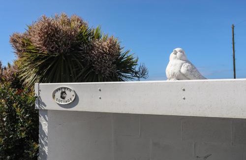 Caergeiliog Casa | Trewan Cottage
