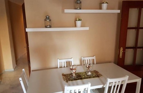 Triana Apartamento | Triana Ruiseñor 3 Rooms, A/c, Wifi