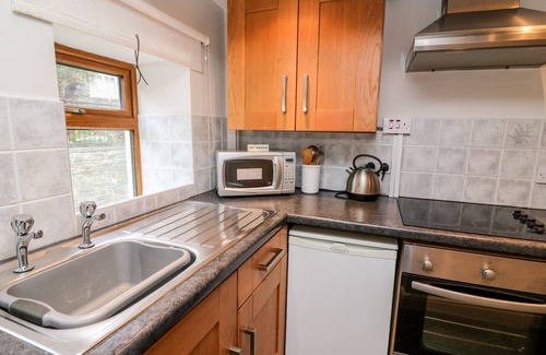 Rhayader Cabaña | TRIANGLE INN COACHOUSE, pet friendly in Rhayader