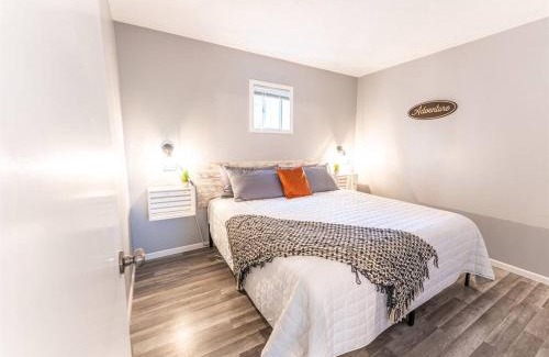 Indian Point Villa | Tribesman #23 Newly Renovated, Near Silver Dollar City