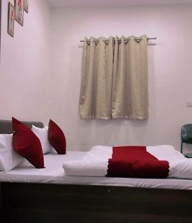 Agra Casa | Tridev Hotel