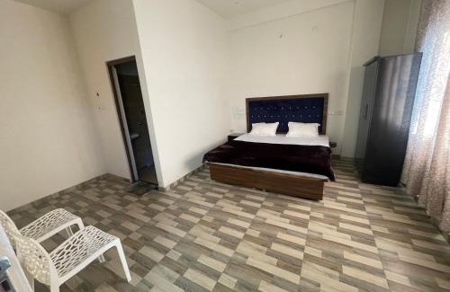 Mahmoorganj Casa | Tridev inn