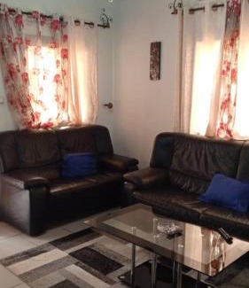 Douala Apartamento | TRIERHOUSE