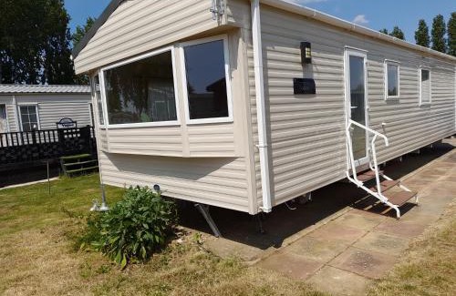 Great Houghton Complejo | Triest