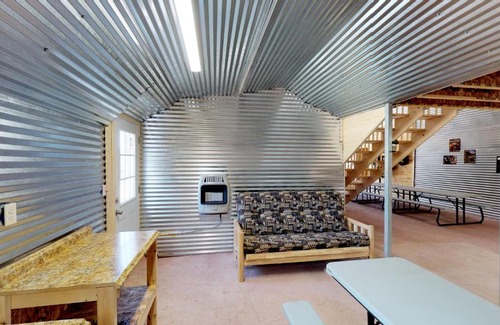 Monticello Casa | Trigger Cabin in the Barn