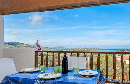 Monte Petrosu Apartamento | Trilocale Con Vista Porto Taverna