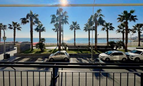 Varazze Apartamento | Trilocale fronte mare