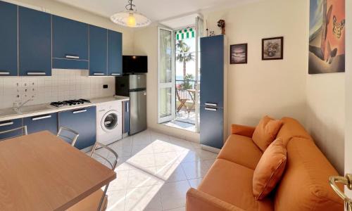 Varazze Apartamento | Trilocale fronte mare