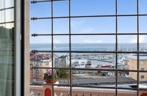 Varazze Apartamento | Trilocale in villa vista mare Apt 1