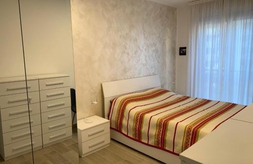 Morivione Apartamento | Trilocale in Zona Bocconi/Navigli
