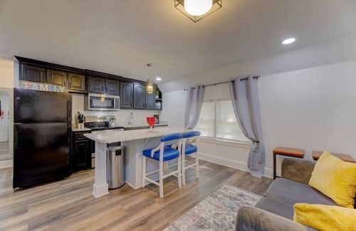 Columbia Apartamento | Trim 1/1 in Gorgeous Columbia!