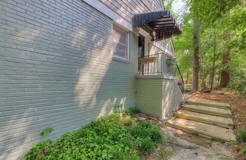 Columbia Apartamento | Trim 1/1 in Gorgeous Columbia!